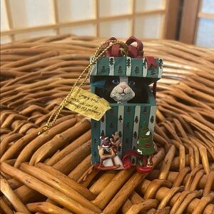 Danbury Mint Vintage Comical Cat Ornaments by Gary Peterson “Peek-A-Boo”